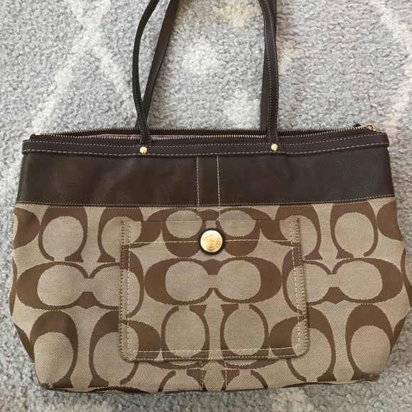 Coach Handbags - COACH signature tote bag